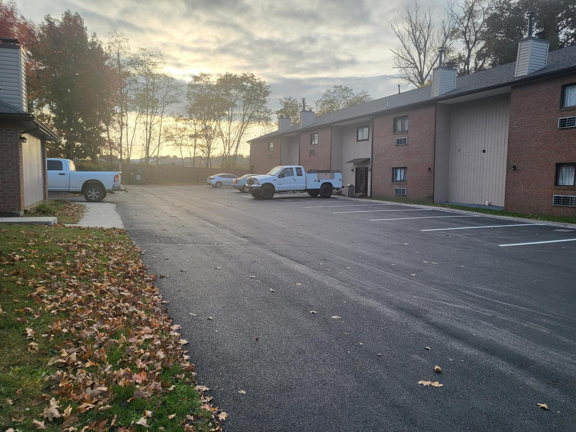 Inn of the Dove: Romantic Luxury Suites with Jacuzzi & Fireplace Harrisburg Exterior photo